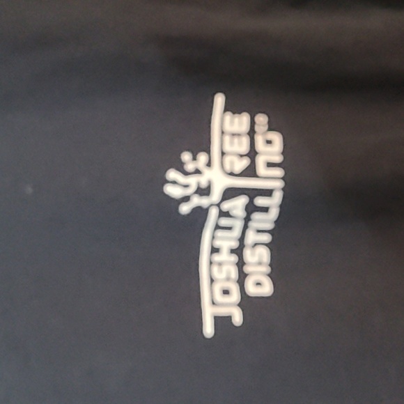 Joshua Tree distillery tshirt - Picture 2 of 5